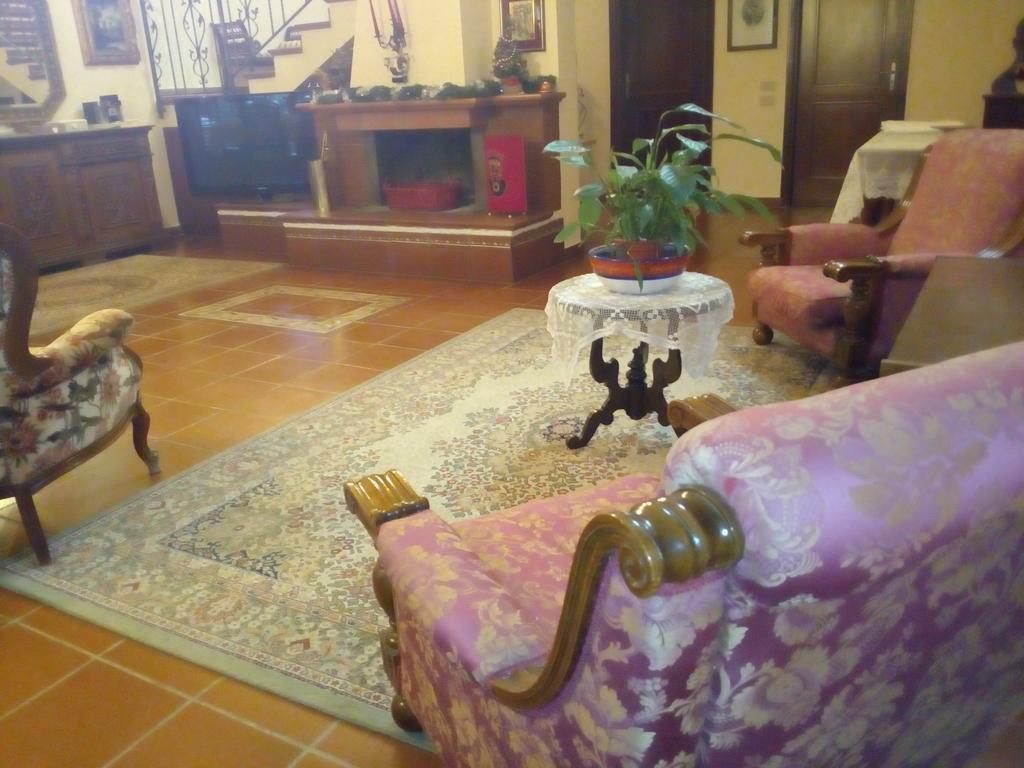B&B Eleonora ปาแลร์โม ภายนอก รูปภาพ